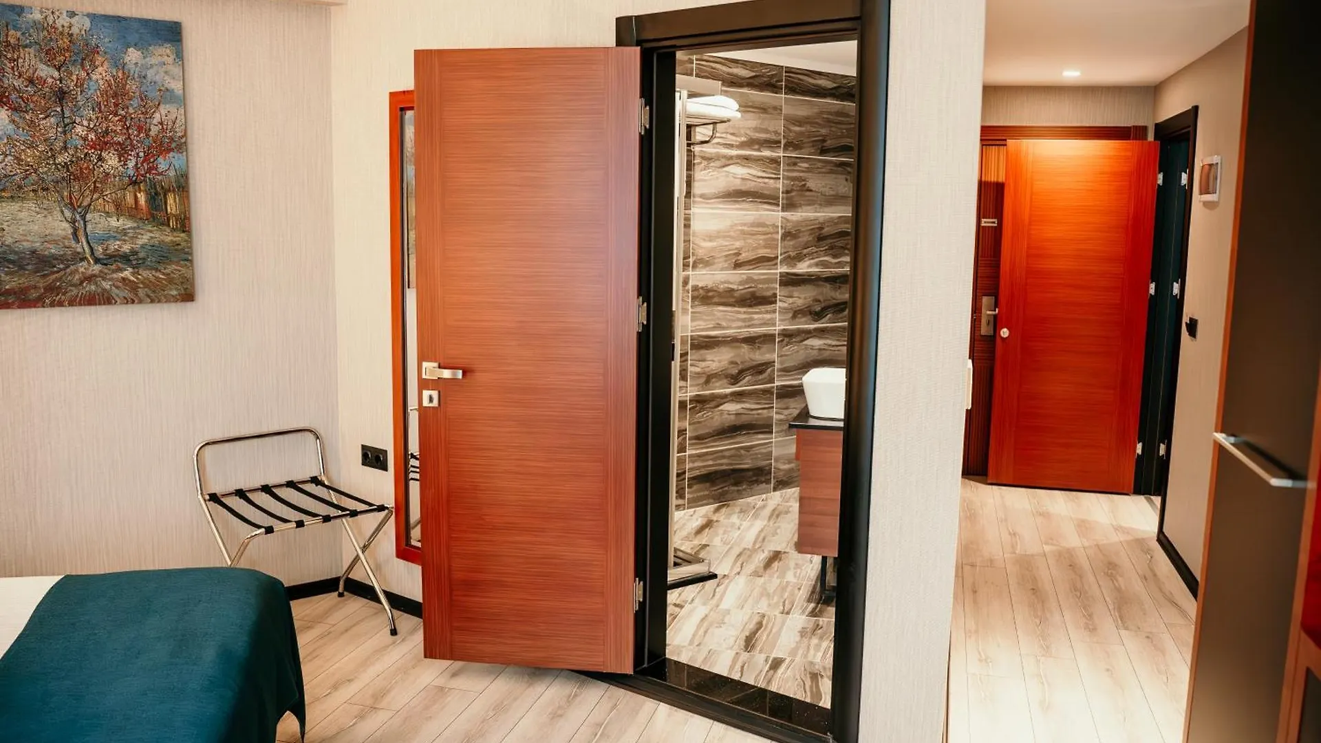 Grand Vaves Hotel Трабзон