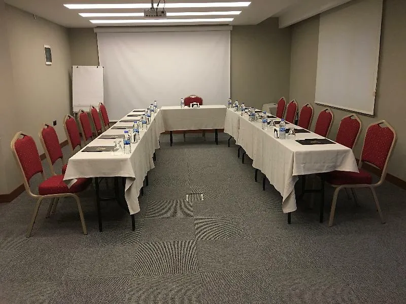 Grand Vaves Hotel Трабзон